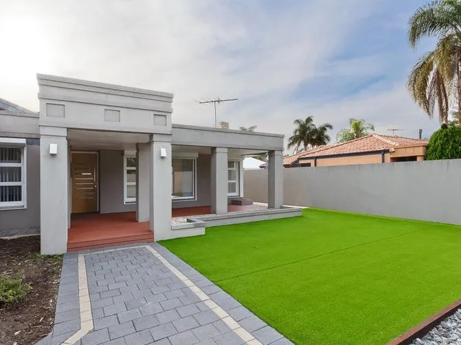 ROSSMOYNE SHS FAMILY HOME