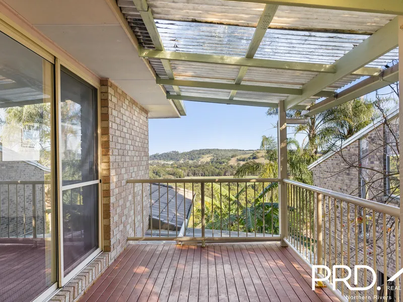 Tidy Duplex with Great Views