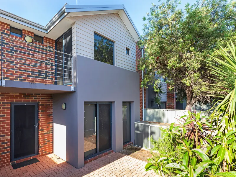 UNDER OFFER