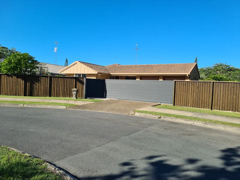 Beautifully presented home in Buderim ready for a 6 month lease!