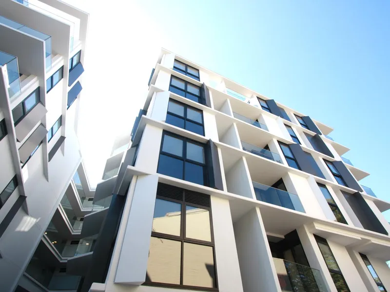 Sensational Two Bedroom Apartment in Heart of Kingston
