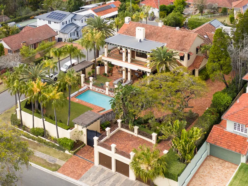 OPEN HOME CANCELLED | UNDER OFFER | Casa Villa Estate