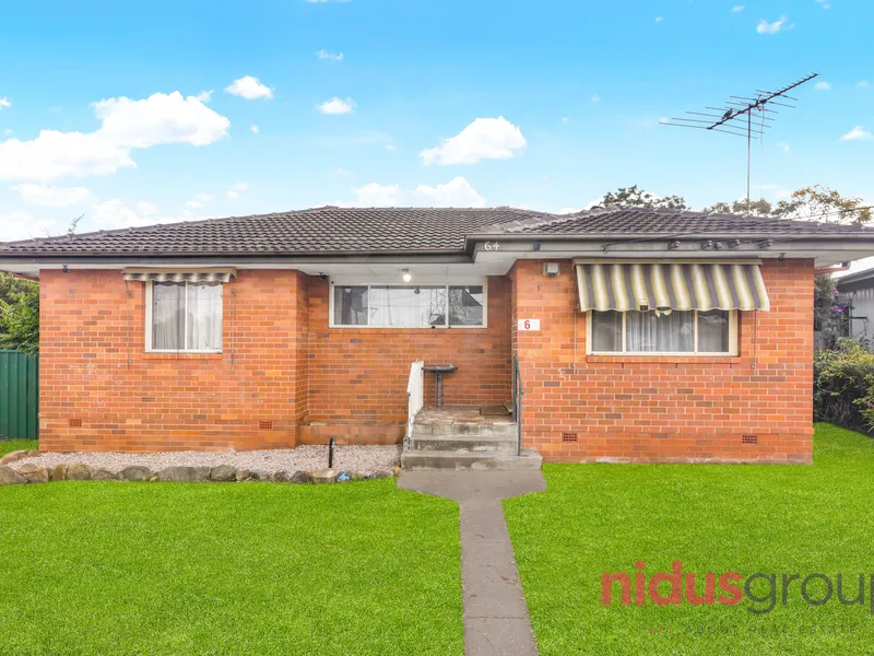Large 4 bedroom brick home situated on 664sqm corner block
