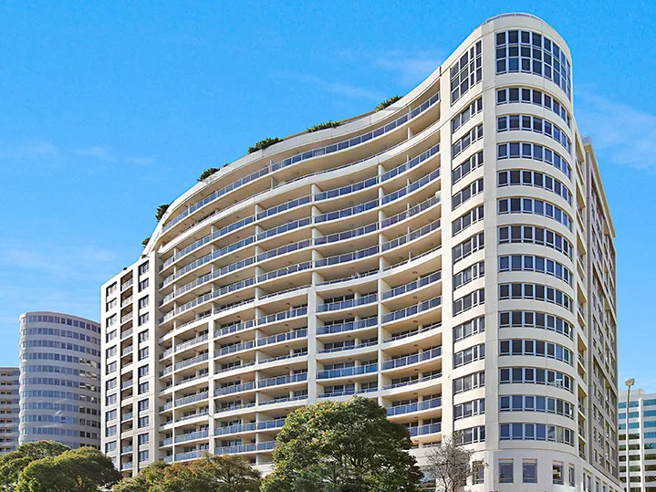 Modern Two Bedroom Apartment with stunning views