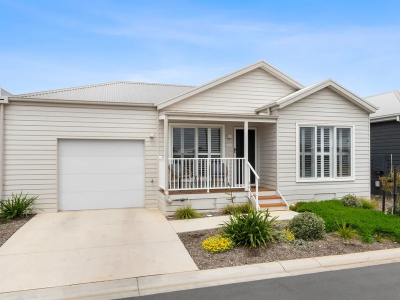 Lifestyle St Leonards - Opposite the award-winning clubhouse