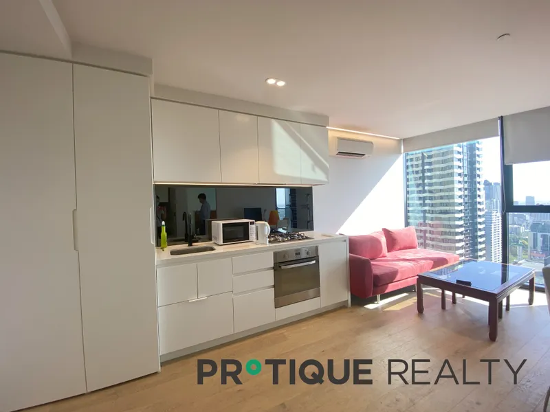 Fully Furnished 1b1b Apartment in Light House! ( IF move in ASAP, OFFER $600 for one month more )