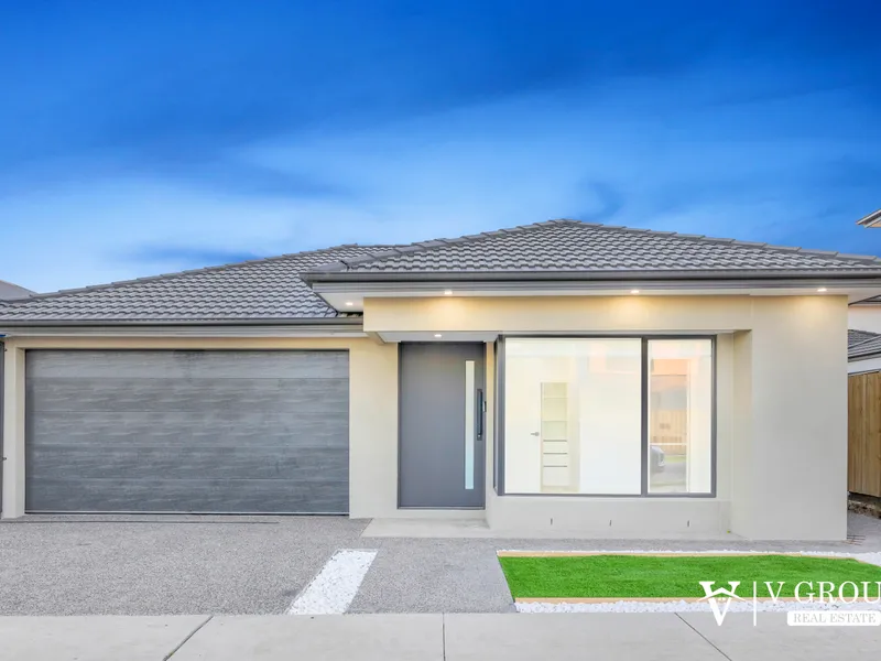 Fully Upgraded Brand New Home with Two Kitchen !!!