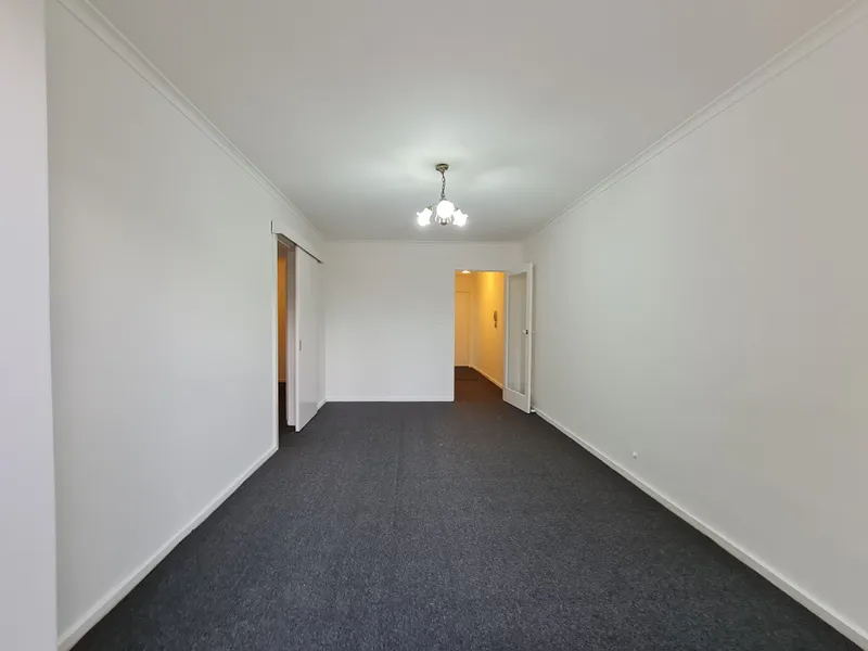 Spacious Ground Floor Apartment