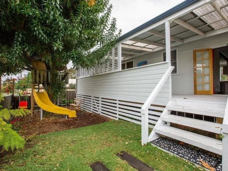 RENOVATED 3X1 CHARACTER HOME