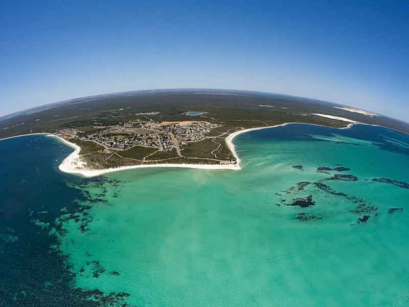 RESIDENTIAL LOTS LOCATED CLOSE TO THE BEACH