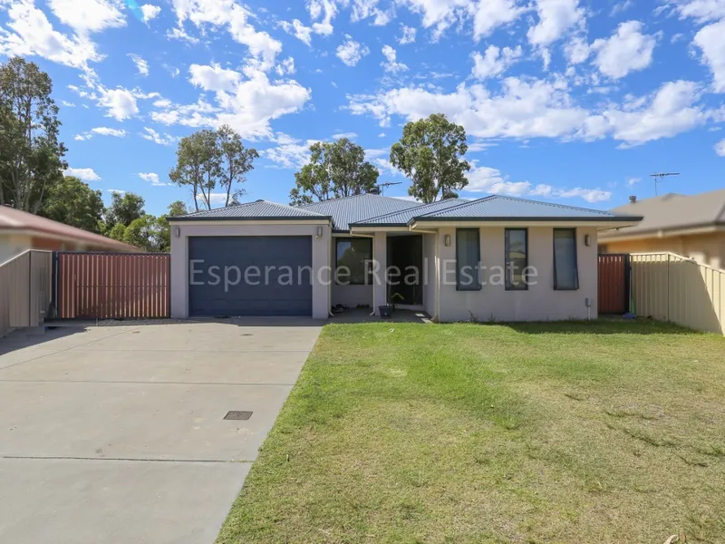 Quiet Cul-de-sac Living