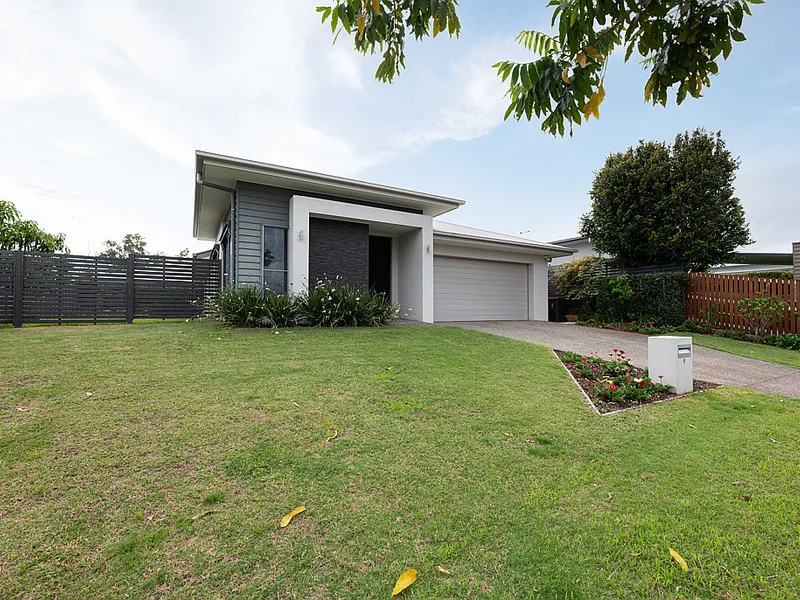 Modern Four Bedroom Family Home in Quiet Sought After Nudgee Street