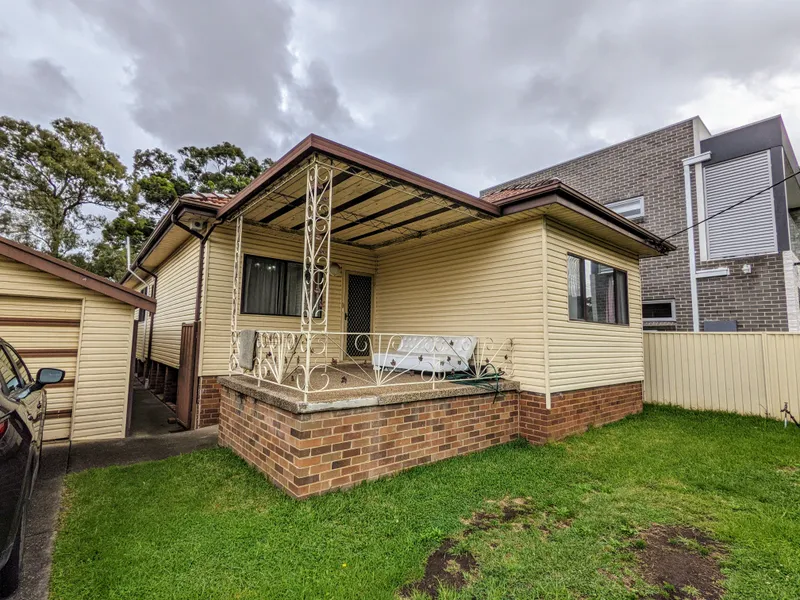 3 BEDROOM HOME FOR RENT