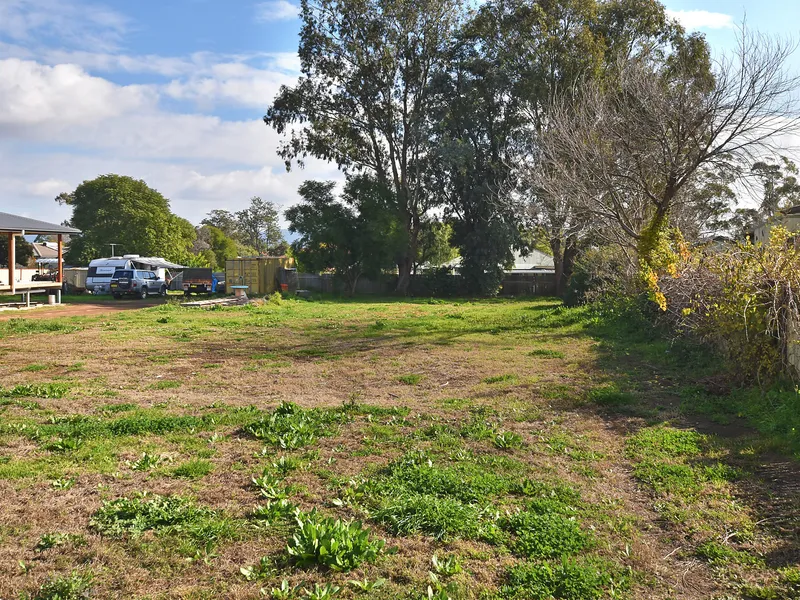 Outstanding building block - D.A approved 4 bedroom home