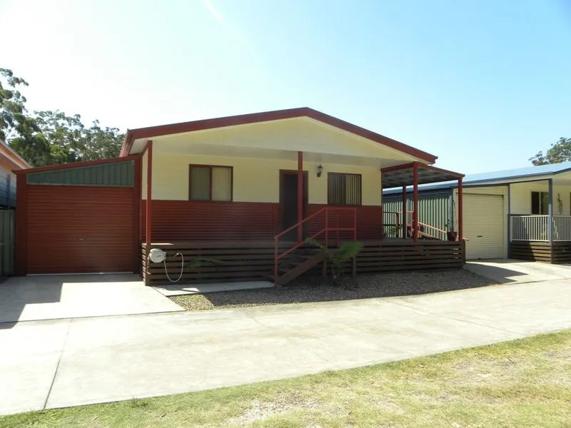 SPACIOUS, BRIGHT & SUNNY