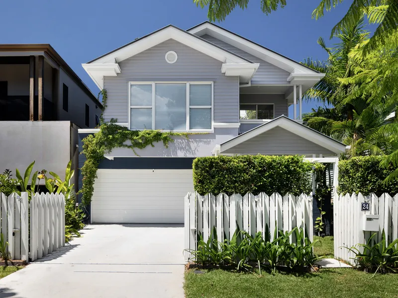 Jamieson Street jewel off Oxford