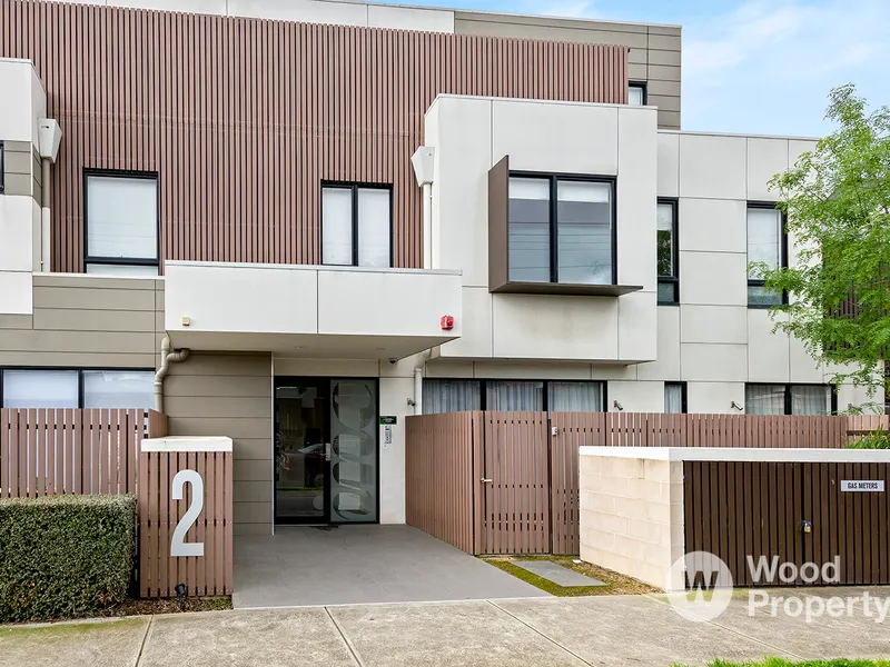 2 Bedroom with brand new carpets