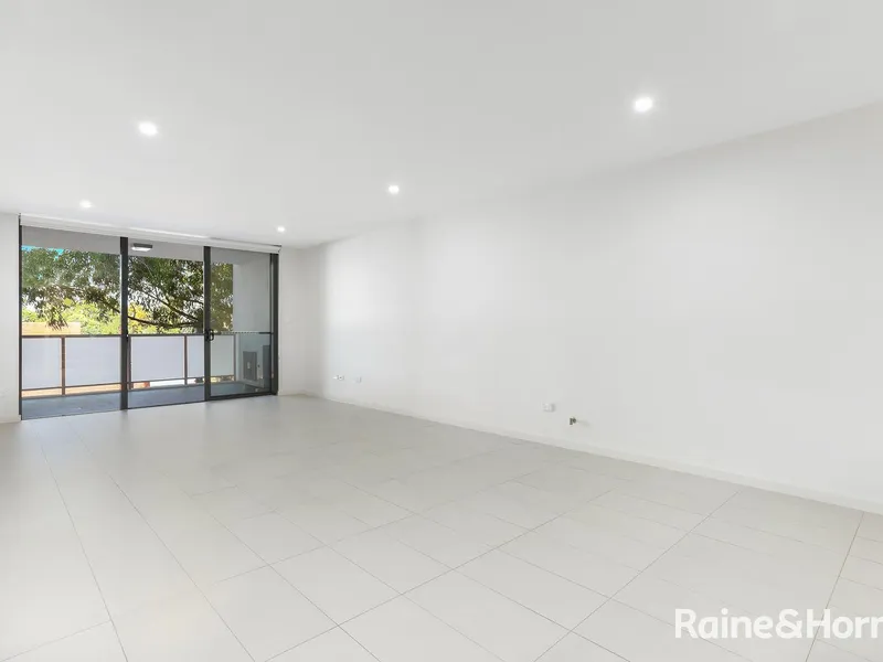 Spacious and Modern Two Bedroom Apartment!