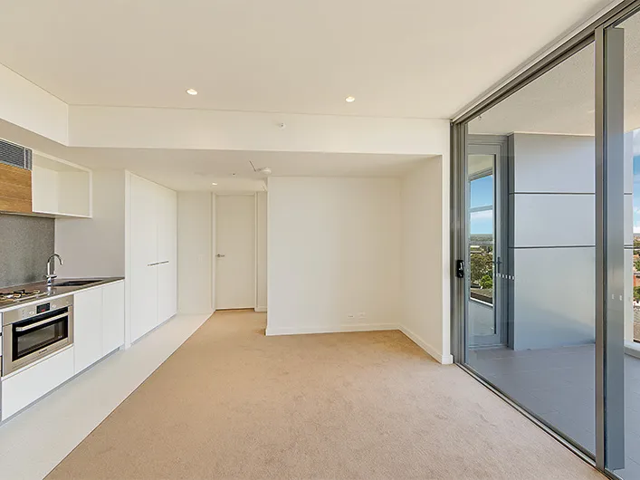 One bedroom apartment with district views and Carpark