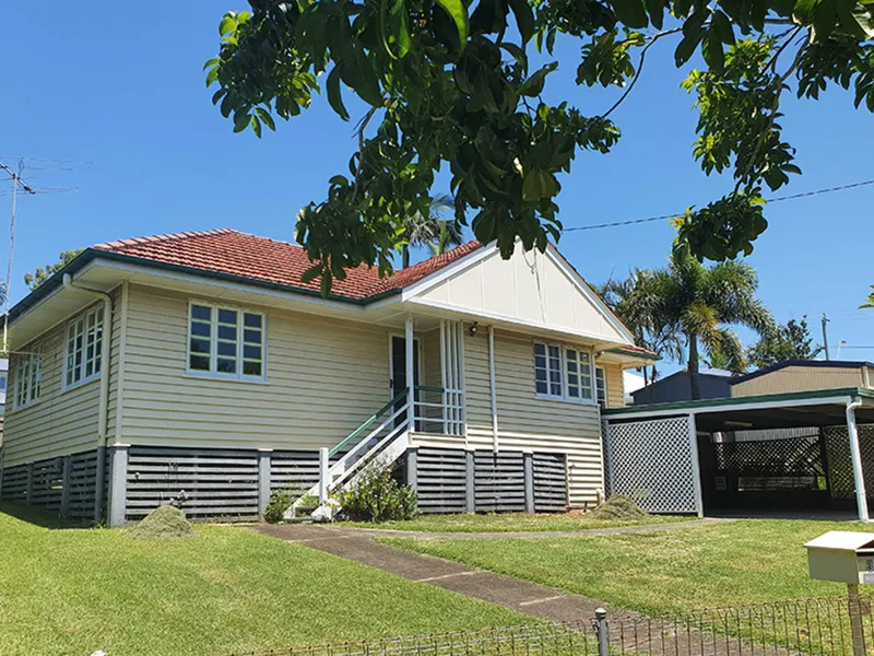 Spacious House in Wavell Heights in Prime Location