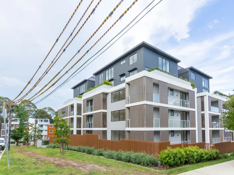 Ultimate Living 2 bed + study