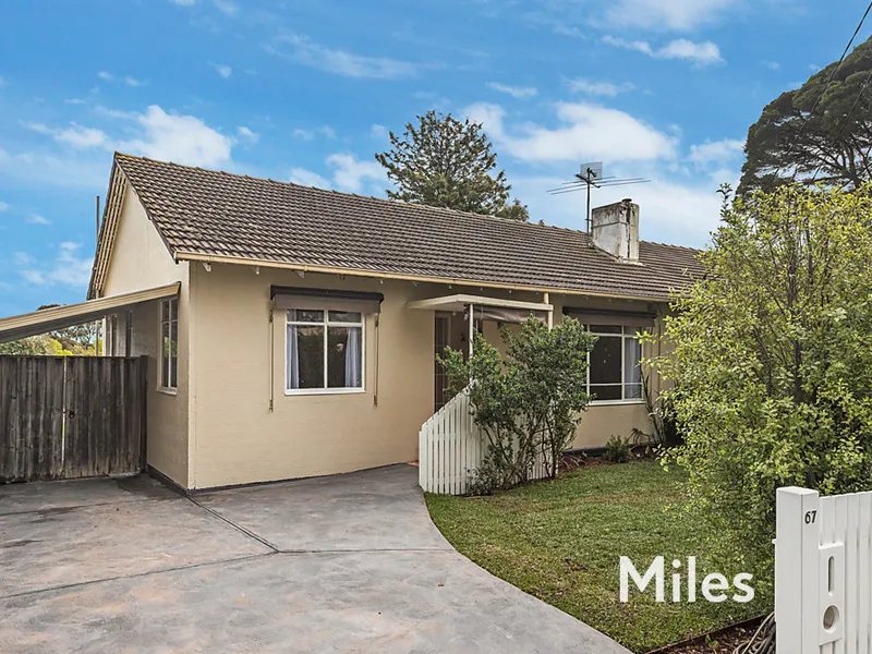 CHARMING HOME IN LEAFY POCKET