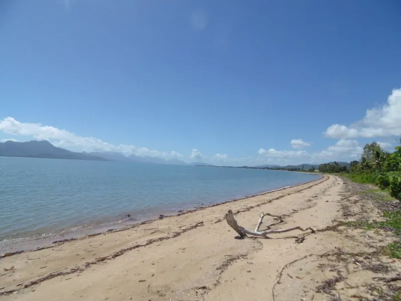 CATCH THE SEA BREEZE