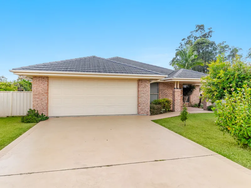 Stunning 3/4 Bedroom Family Home Located in Townsend