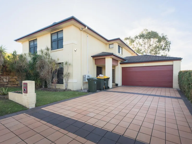 Immaculate 5-Star home available