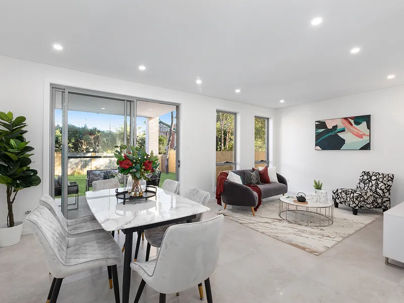 Brand new Five bedroom family home