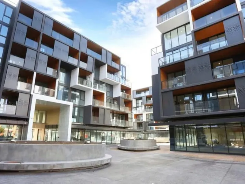 Lifestyle Location in Cairnlea - SUNSET VIEWS