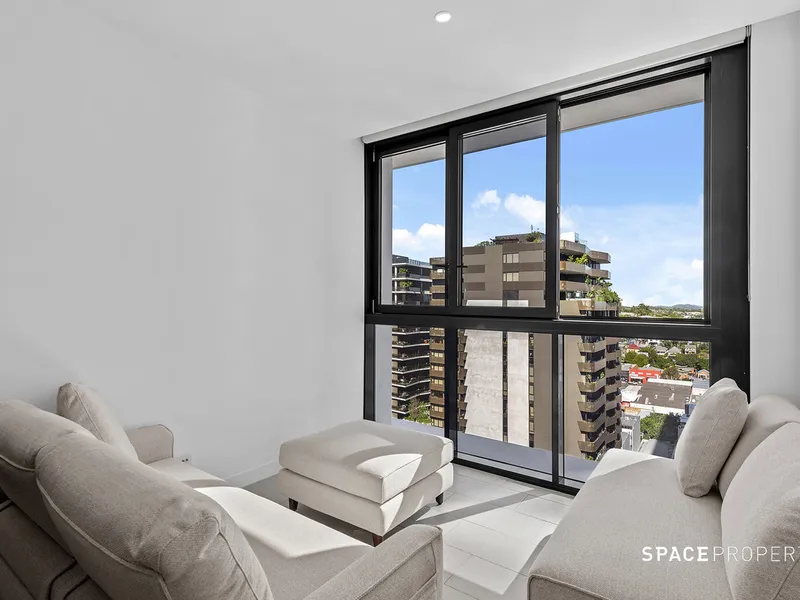 Elevated Living in Vibrant Fortitude Valley