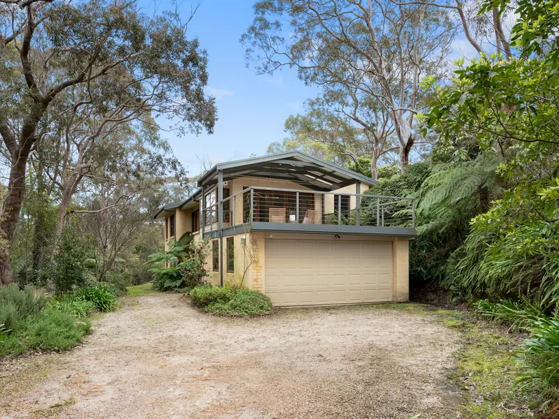 Hidden Retreat In Whisper Quiet Bushland Surrounds