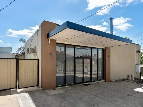 Unique property - Residential & Commercial