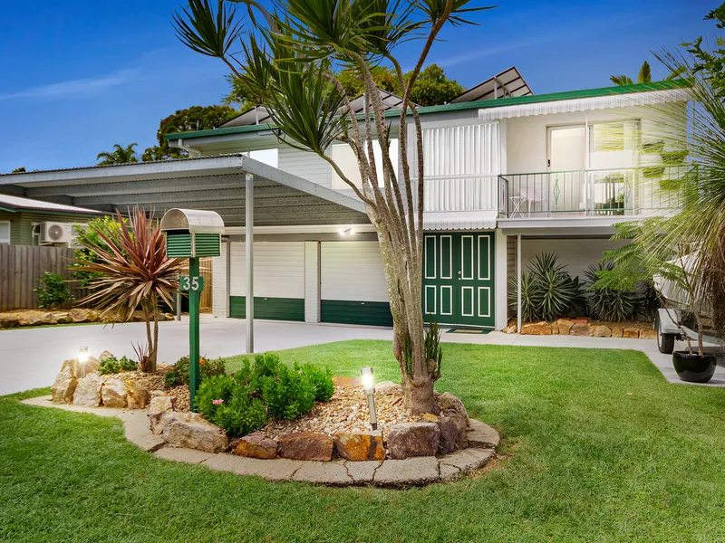 Picture Perfect Family Living!