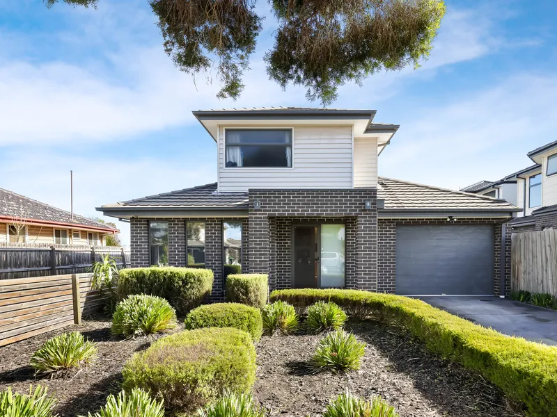 Peerless Luxury in Prime Locale...