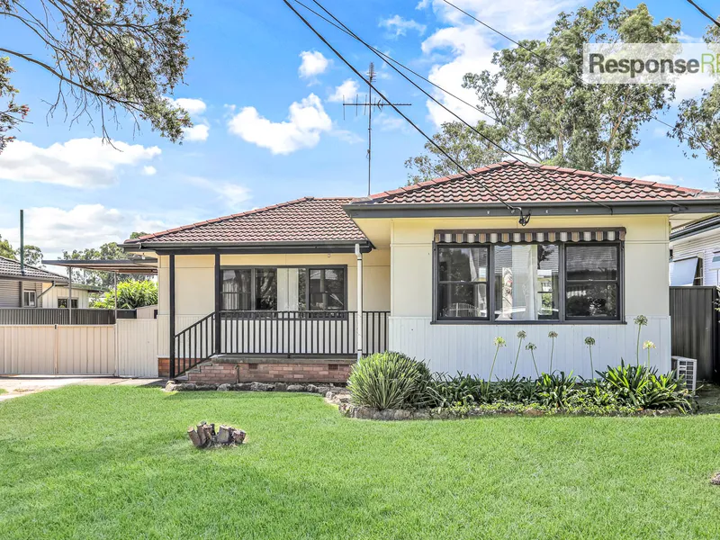 Large Family Home in Central South Penrith!
