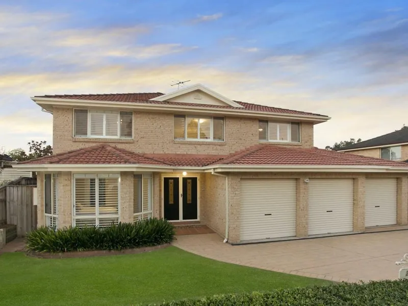 5 Bedroom in convenient location