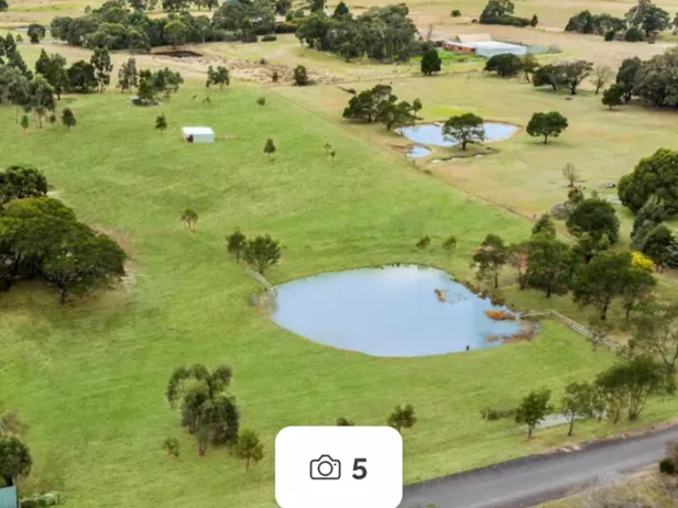 Stunning Smythes Creek land for singles, couples, families or investors.