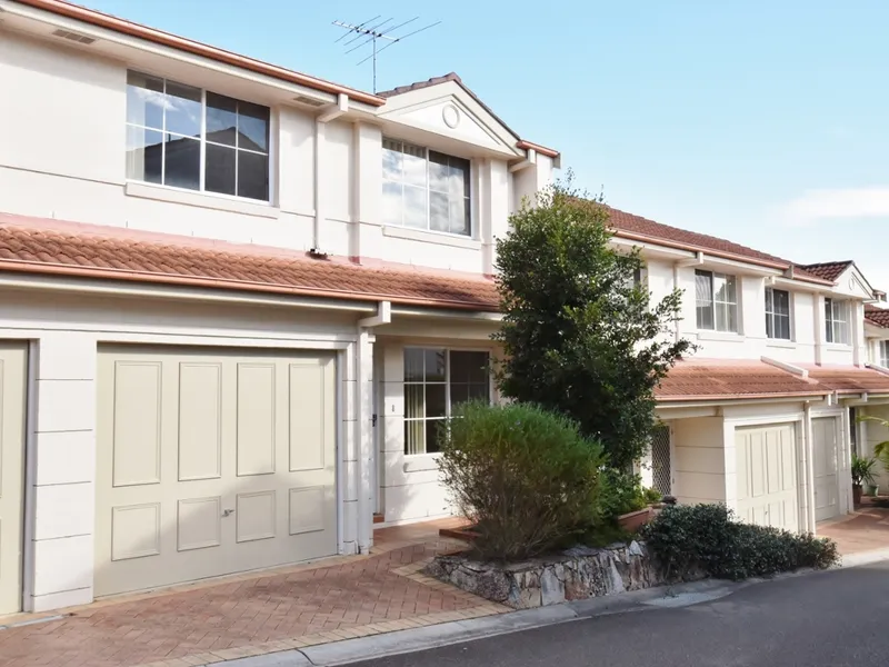 2 Bedrooms Quality Townhouse in Prime Location