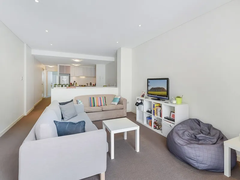 Vacant and Available NOW!