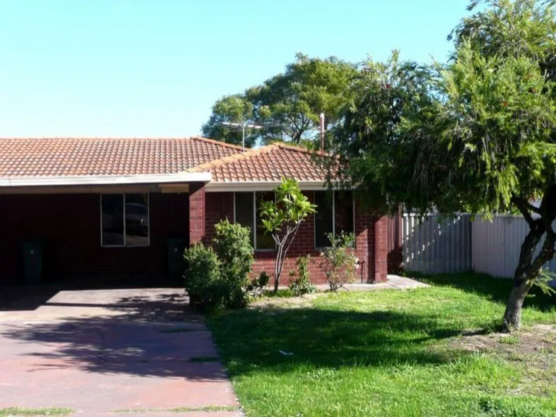 Beautiful neat and tidy duplex!