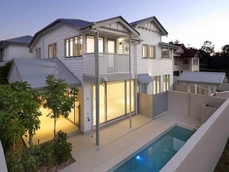 Family Living in Riverside Precinct