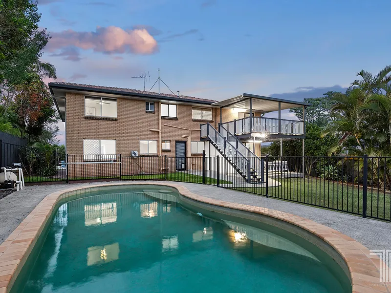 Phenomenal Parkside Family Home