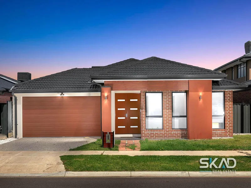 PERFECT FAMILY HOME WITH 2 MASTERBEDROOMS !!