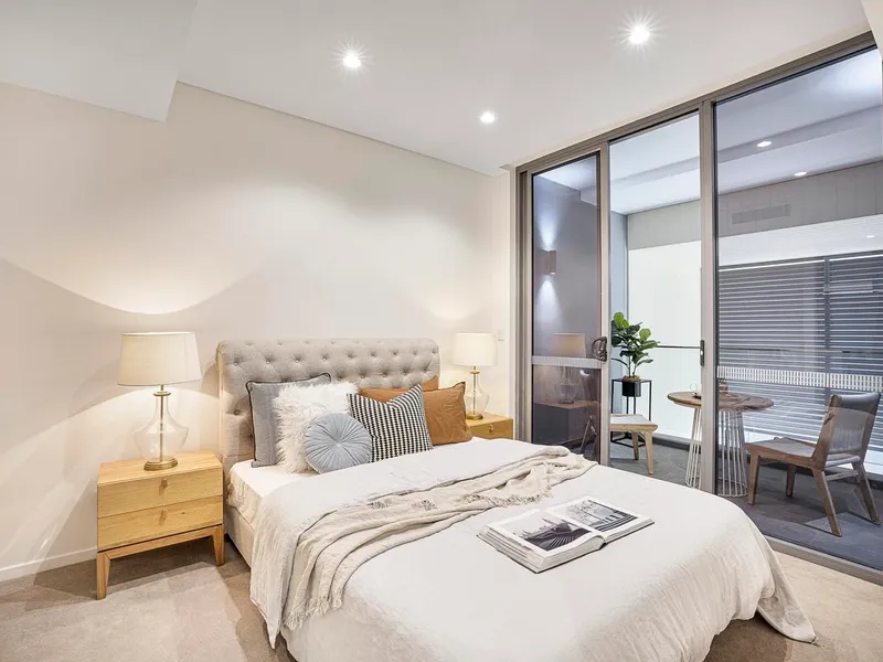 Luxury Home, Elegant Lifestyle, Easy Access to Everything