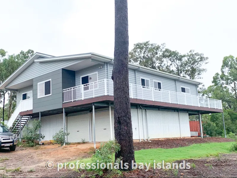 Fantastic open plan home with views of the bay!