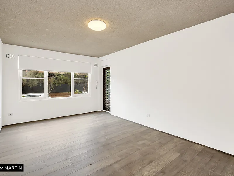 MGM MARTIN - TWO BEDROOM APARTMENT
