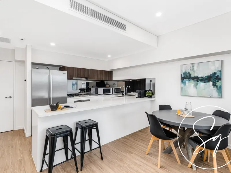 CONVENIENT AND IMMACULATE APARTMENT!