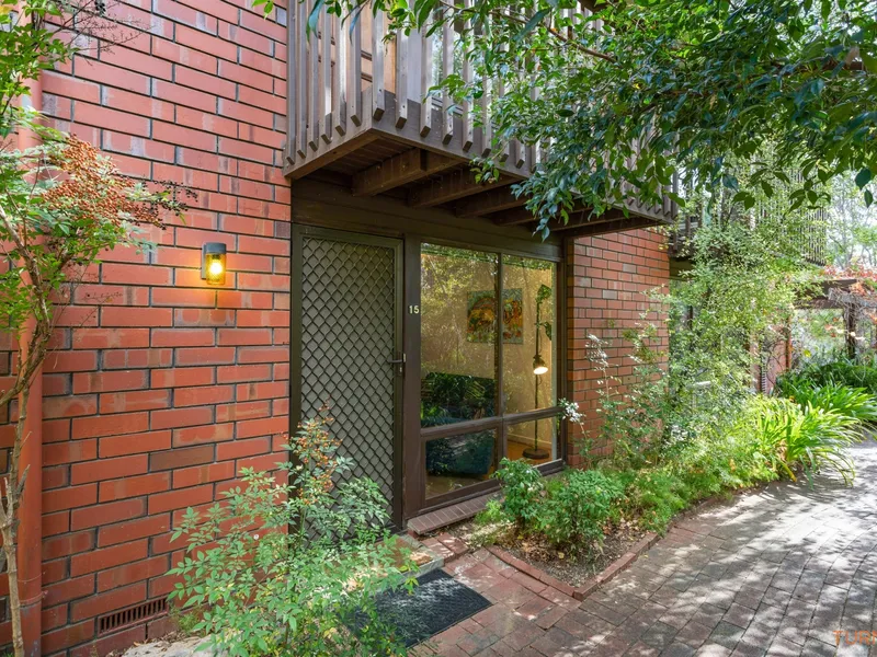 Well Presented 2 Bedroom Townhouse Well Presented 2 Bedroom Townhouse